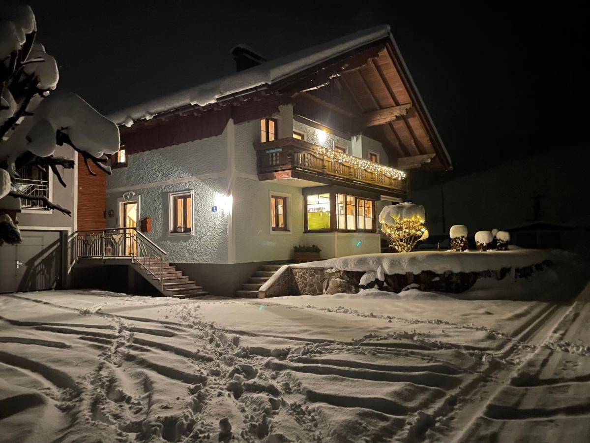 Ferienwohnung Renate Hubner Gosau Exterior photo